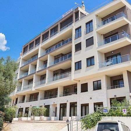 Brand New Apartments Sveti Stefan Exterior photo