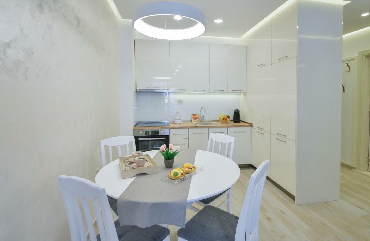 Brand New Apartments Sveti Stefan Exterior photo