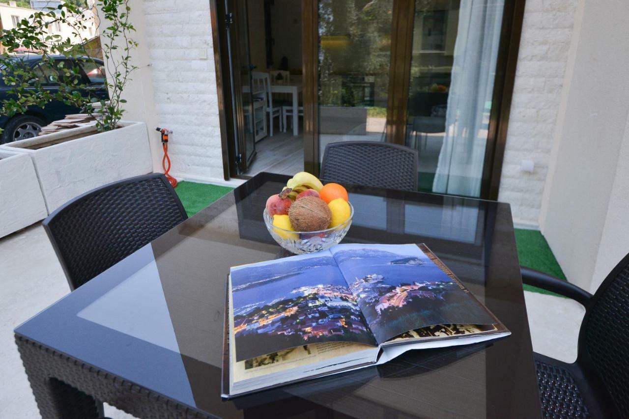 Brand New Apartments Sveti Stefan Exterior photo