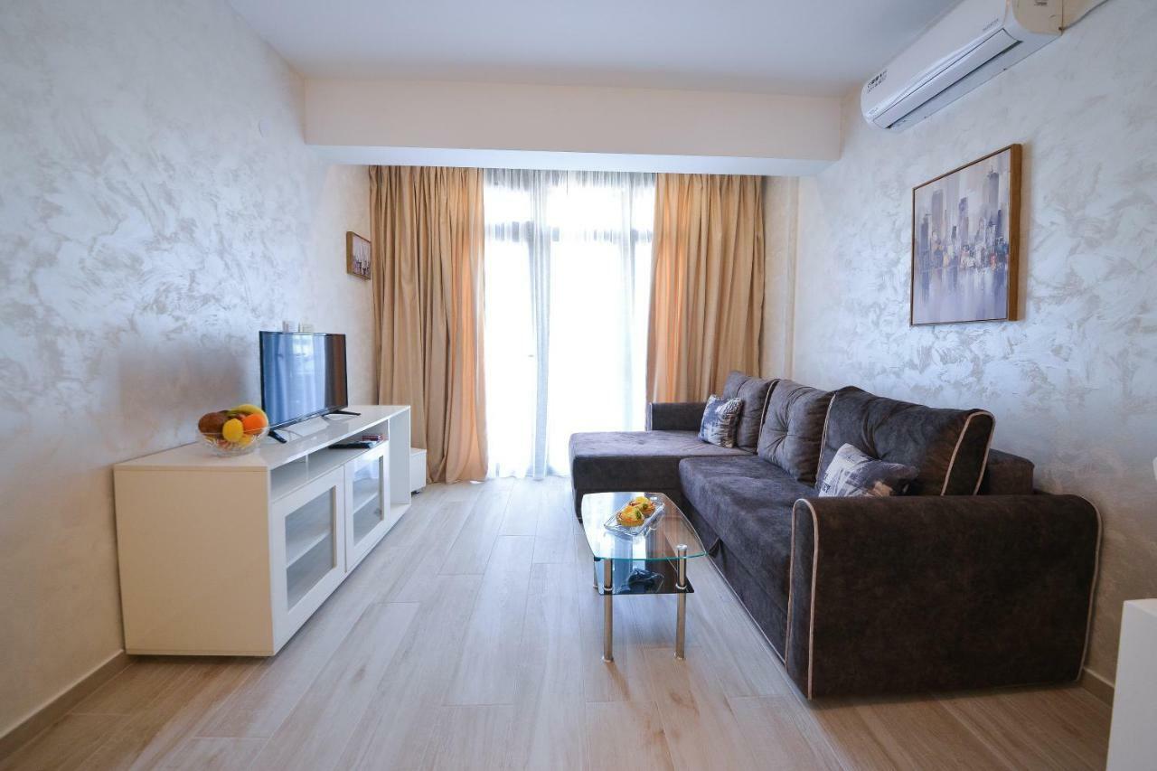 Brand New Apartments Sveti Stefan Exterior photo