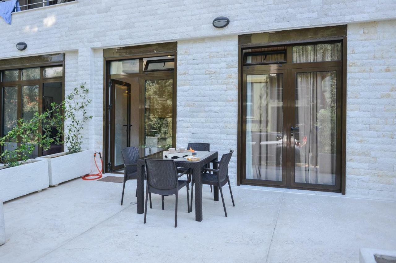 Brand New Apartments Sveti Stefan Exterior photo