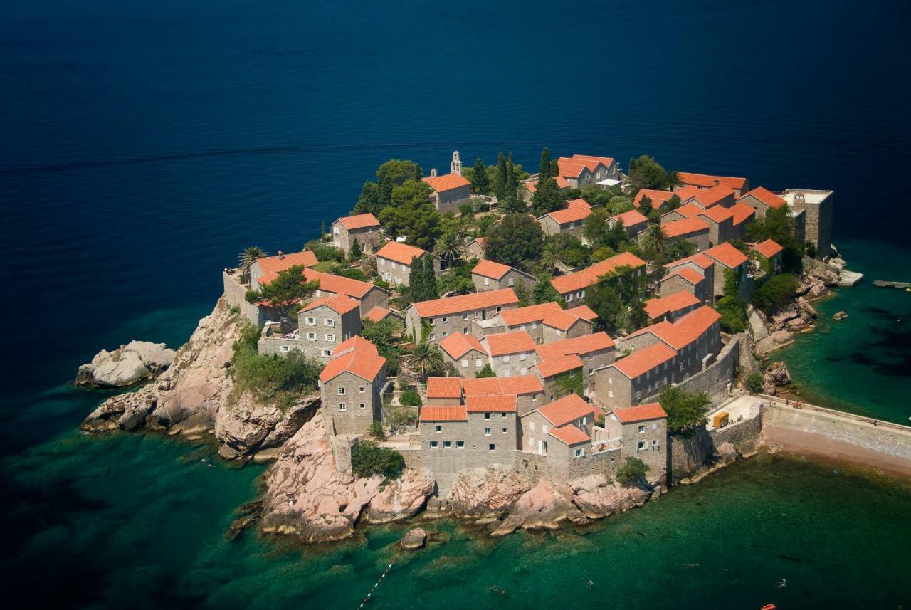 Brand New Apartments Sveti Stefan Exterior photo